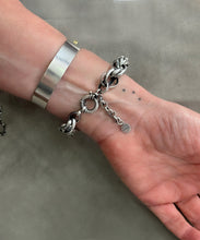 Load image into Gallery viewer, Catena Chunky Silver Bracelet