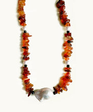 Load image into Gallery viewer, Eos pearl necklace