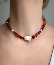Load image into Gallery viewer, Eos pearl necklace