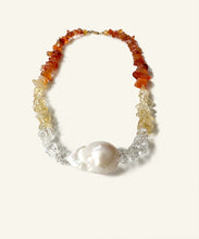 Load image into Gallery viewer, Solis pearl necklace