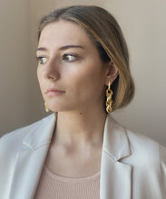 Load image into Gallery viewer, Catena Gold Chain Earrings