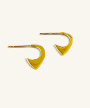 Load image into Gallery viewer, Affilata Gold Earrings