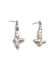 Load image into Gallery viewer, Arethusa silver studded pearl earrings

