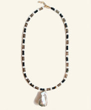 Load image into Gallery viewer, Boudicca Necklace with Baroque Pearl