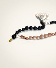 Load image into Gallery viewer, Cyra Necklace