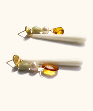 Load image into Gallery viewer, Freja earrings