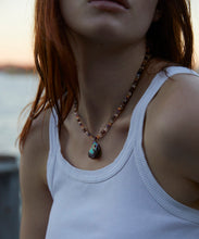 Load image into Gallery viewer, Artemisia Gem Necklace with Peacock Pearl
