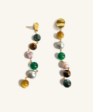 Load image into Gallery viewer, Volupia drop earrings