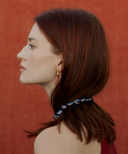 Load image into Gallery viewer, Artemisia Peacock Baroque Pearl Necklace