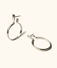 Load image into Gallery viewer, Boudicca Medium Silver Hoops
