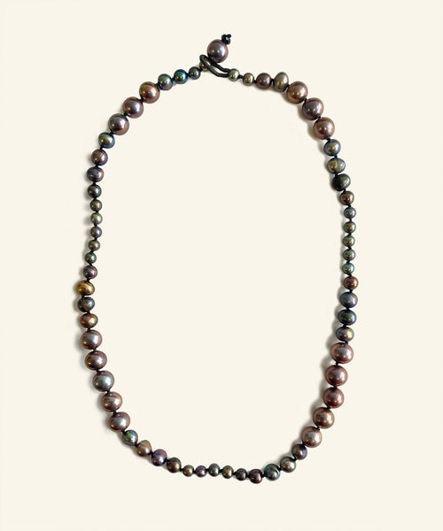 Lilith Dark Pearl Necklace