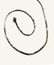 Load image into Gallery viewer, Silver faceted bead necklace
