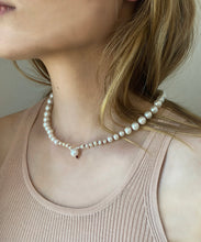 Load image into Gallery viewer, ALBA pearl necklace
