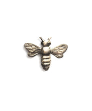 Load image into Gallery viewer, Bee silver stud
