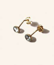 Load image into Gallery viewer, Aquamarine Oval Earring
